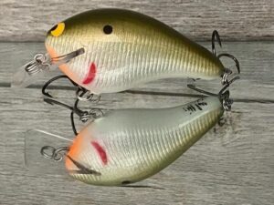 Black Label Balsa - Head Hunter - Signature Series Crankbait - Foiled Olive Shad - Zoom WEC E-2