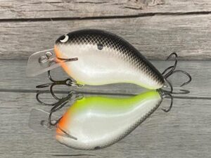 Black Label Balsa - Head Hunter - Custom Balsa Squarebill Crankbait - Hot Shad - Zoom WEC E-2