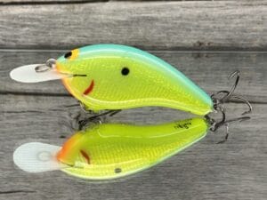 Black Label Balsa - Slim Signature Series Balsa Crankbait - Foiled Dolphin Color