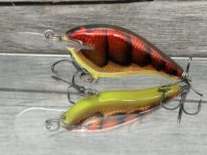 Black Label Balsa - Shiver 7 Signature Series - Custom Balsa Crankbait - Foiled 3 Alarm Craw Color