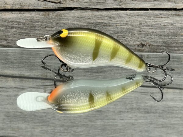 Painting A Crankbait In Perch Colors 